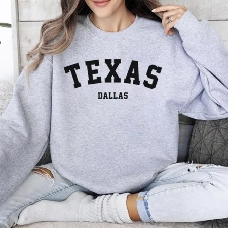 Texas Dallas Sweatshirt, Texas Dallas Bachelorette Crewneck Sweatshirt, Texas Sweatshirt, Trendy Preppy Sweatshirt, Aesthetic College Crewneck, Oversized Minimalist Sweater, Dallas City Sweatshirt, Bachelorette Trip Sweatshirt, Unisex Sweatshirt.