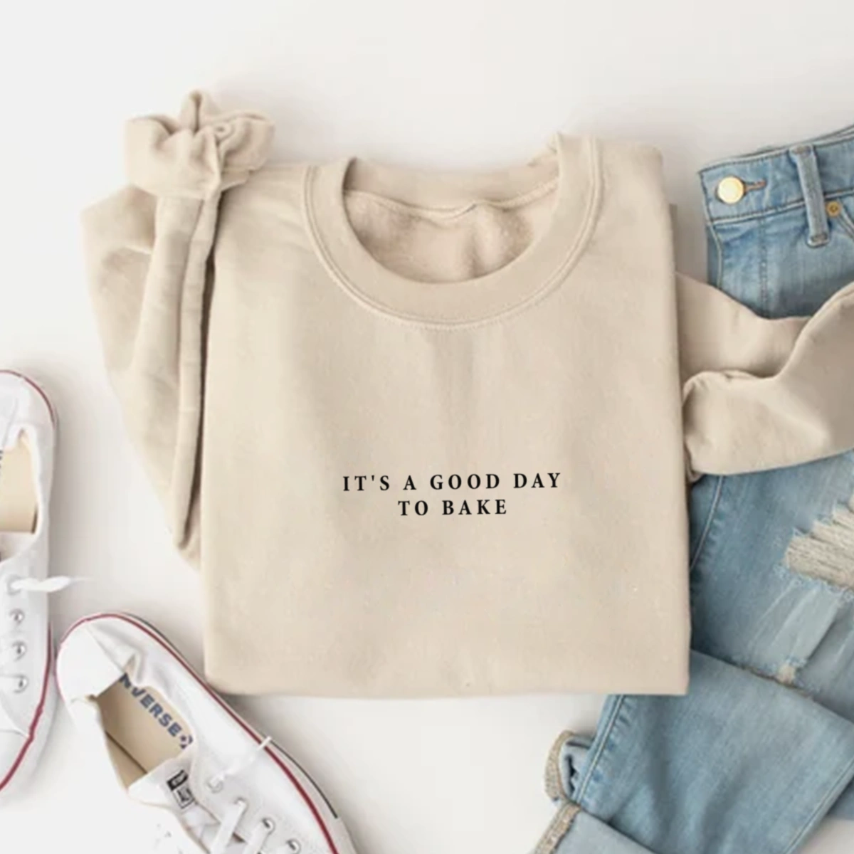 It's A Good Day To Bake Sweatshirt, Baking Sweatshirt, baker Sweatshirt, Christmas Gingerbread Bakery Sweatshirt, Cookie Baker Sweatshirt, Baking Lover Gift Sweatshirt, Trendy Christmas Sweater, Holiday Sweatshirt, Cozy Sweatshirt, Comfy Sweatshirt, Gift For Mom, Gift For Friend.