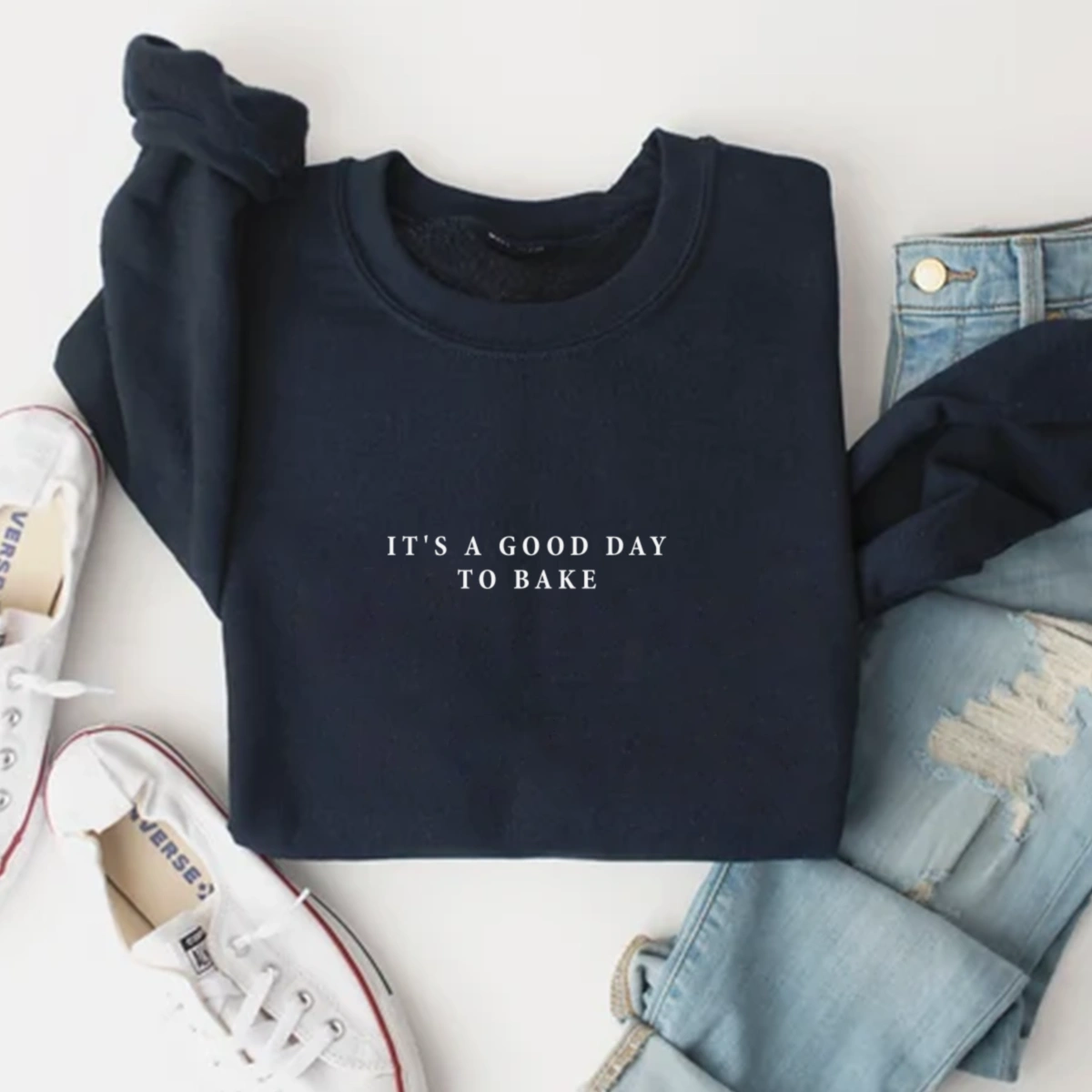 It's A Good Day To Bake Sweatshirt, Baking Sweatshirt, baker Sweatshirt, Christmas Gingerbread Bakery Sweatshirt, Cookie Baker Sweatshirt, Baking Lover Gift Sweatshirt, Trendy Christmas Sweater, Holiday Sweatshirt, Cozy Sweatshirt, Comfy Sweatshirt, Gift For Mom, Gift For Friend.