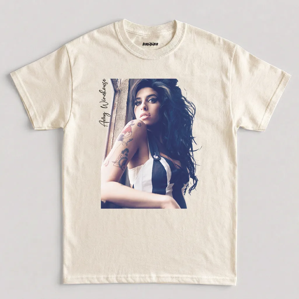 Natural Amy Winehouse Retro Vintage Graphic T-Shirt